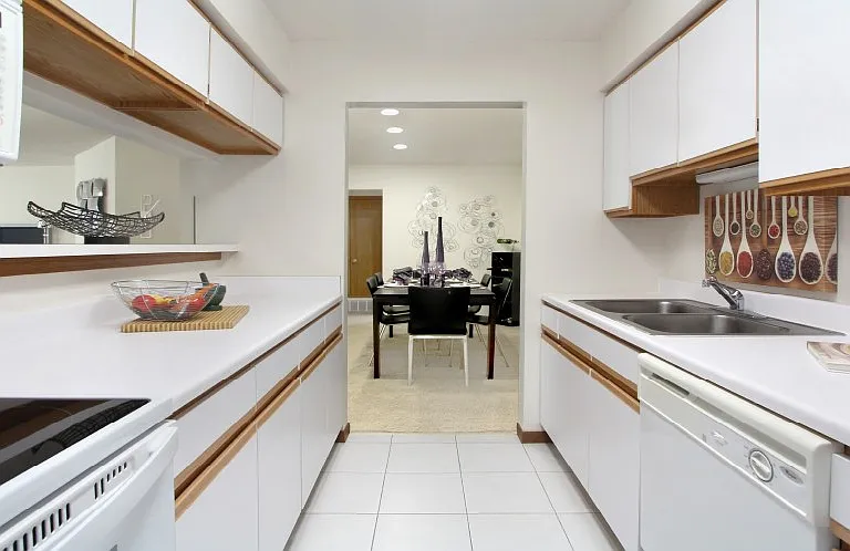 LionsGate Apartments — Photo 6