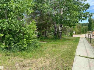 5128 50th St, Redwater, AB T0A 2W0