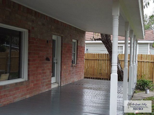 2nd image of 414 Parral St