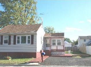 223 Bayview Ave, Union Beach, NJ 07735