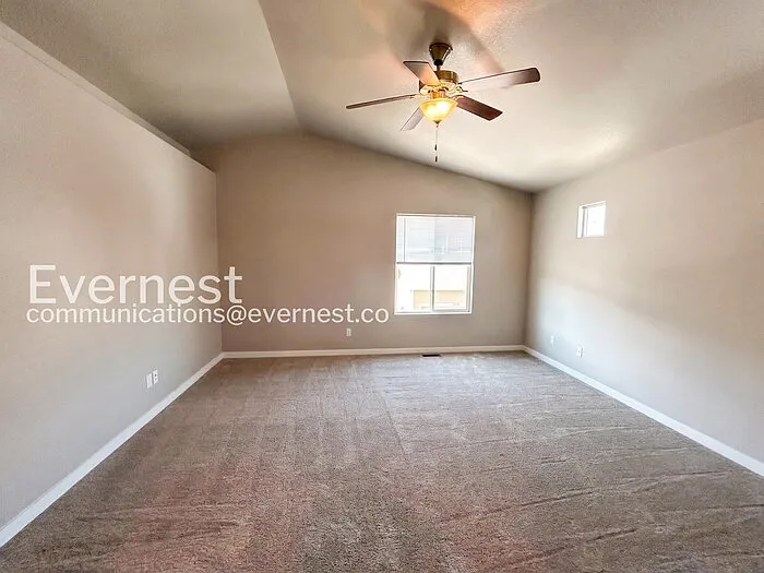 2405 Falkirk Dr — Photo 14