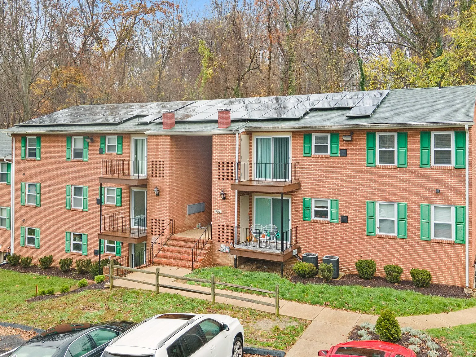 3612 Court House Drive - 3B — Photo 1