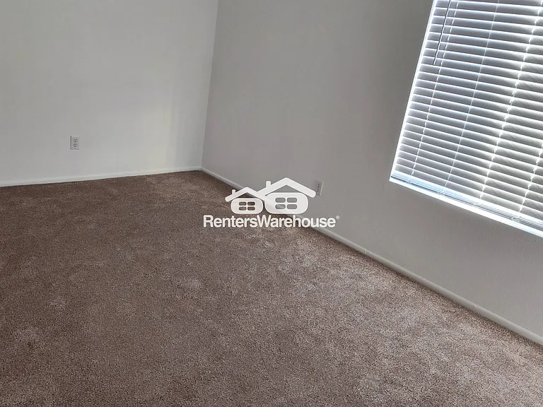 1336 N 85th Pl — Photo 6