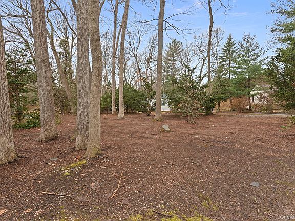 4th image of 33 Oleander Drive