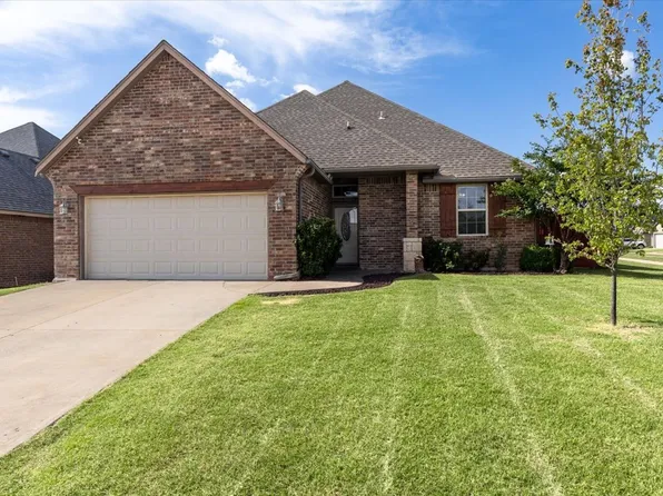 5701 NW Lady Marna Ave, Lawton, OK 73505