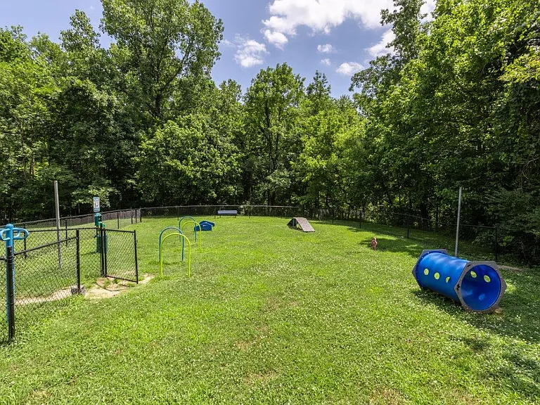 Waters Edge Apartment Homes (NC) — Photo 17
