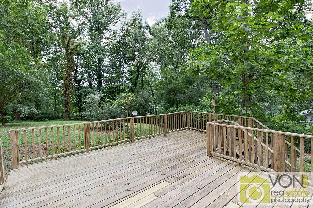 Building Photo - 648 Montclair Dr SW