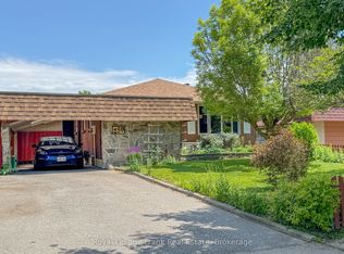 259 Nipigon St, Oshawa, ON L1J 4N8