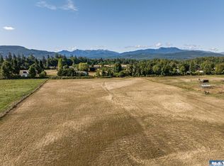 1575 W Hendrickson Rd, Sequim, WA 98382