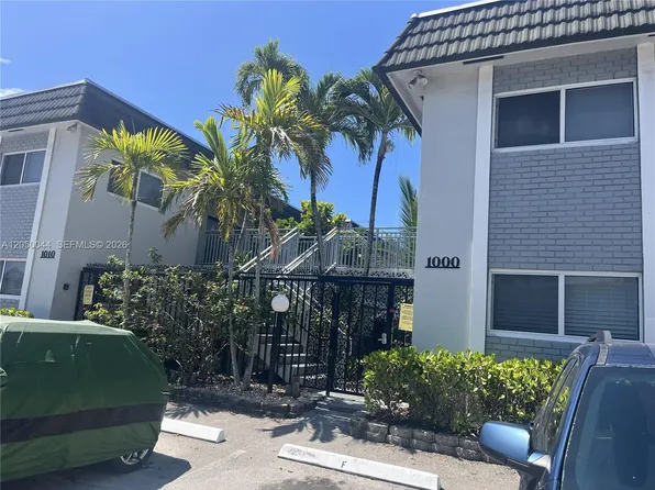 1000 SE 15th St APT 205, Fort Lauderdale, FL 33316