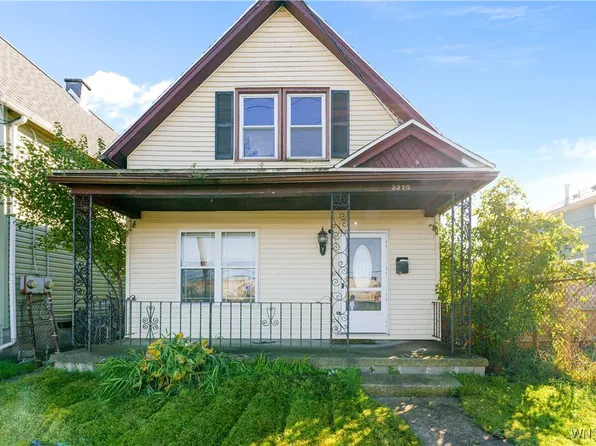 2275 Broadway St, Sloan, NY 14212