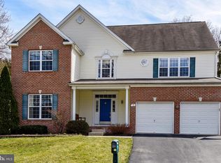 18 Sheridan Rd, Arnold, MD 21012