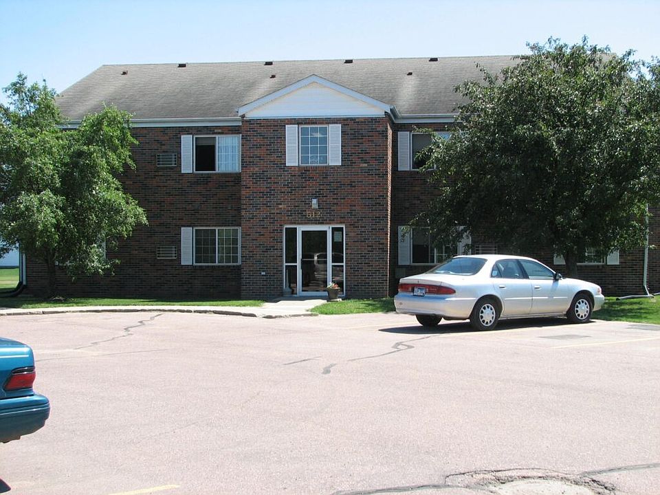 1st image of 514 S Walnut St #13248380