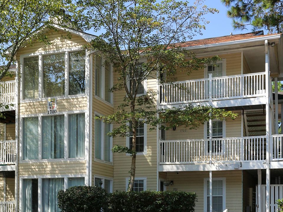 Outside - Unit is top floor unit