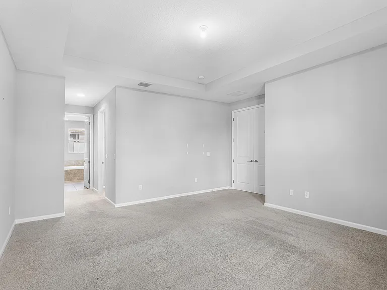 16474 Helix Ct — Photo 19