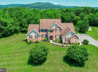 1415 Old Swede Rd, Douglassville, PA 19518