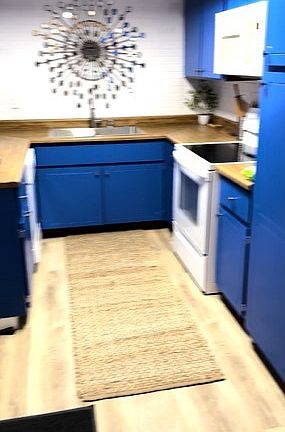5th image of 1016 Willow Tree Dr Unit C