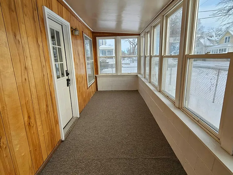 Enclosed porch