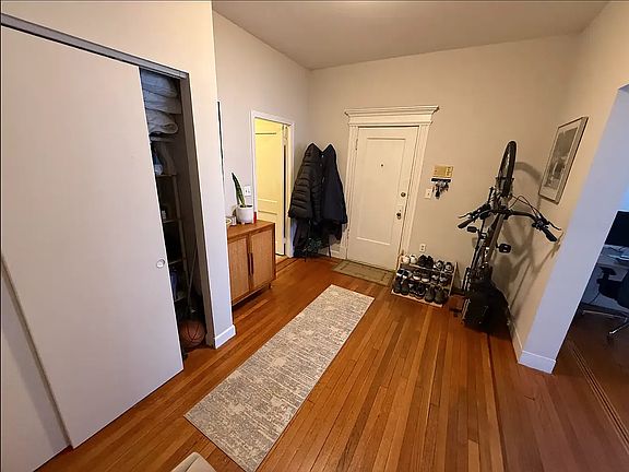 3rd image of 11 Stearns Rd APT 1