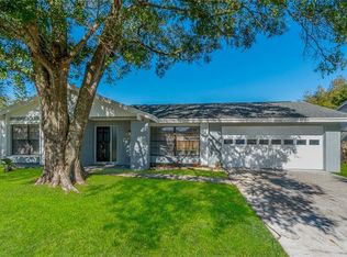 10606 Willowbrae Dr, Tampa, FL 33624