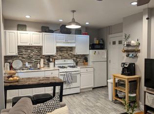 4 Evergreen Sq #1, Somerville, MA 02143