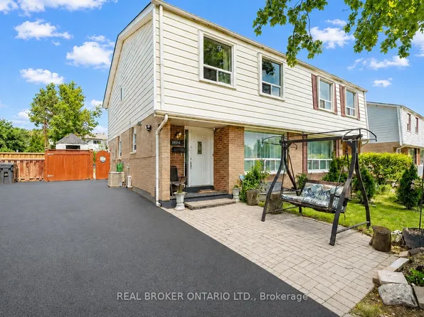 3106 Redbank Cres, Mississauga, ON L4T 1V1