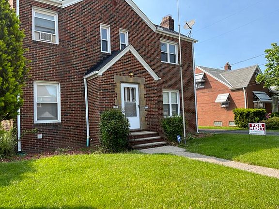 2nd image of 1034 Creekview Dr