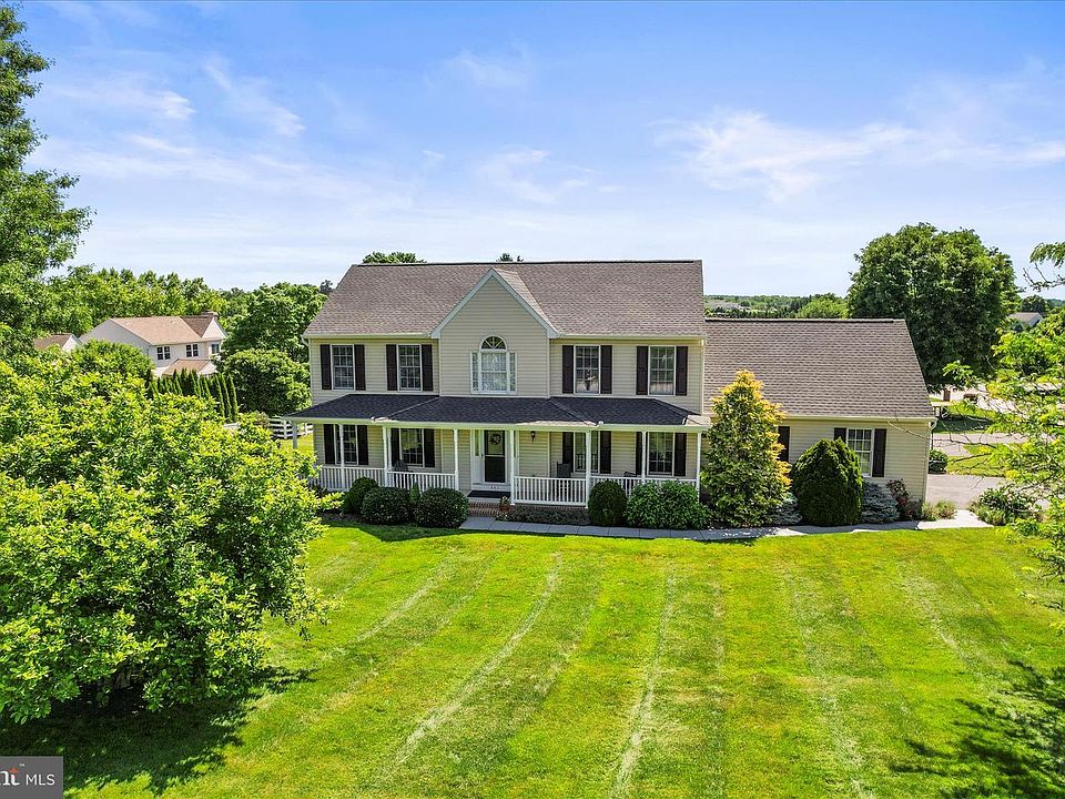 1st image of 341 Cassidy Way