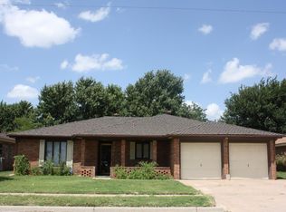 7006 Elkhart Ave, Lubbock, TX 79424