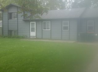 10908 6th St NE, Blaine, MN 55434