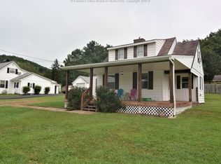 122 Fir St, Eleanor, WV 25070