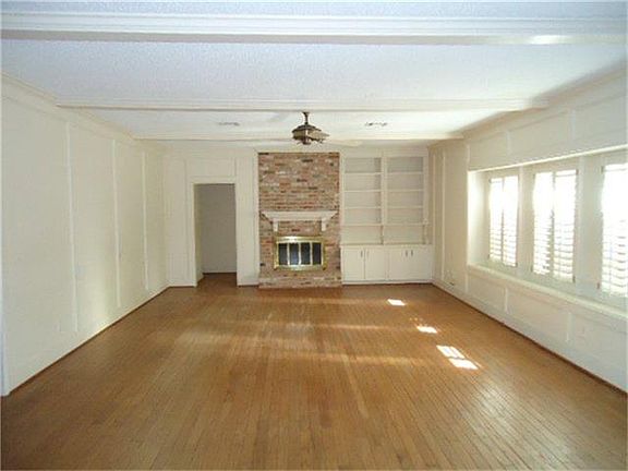 4th image of 5431 Havenwoods Dr