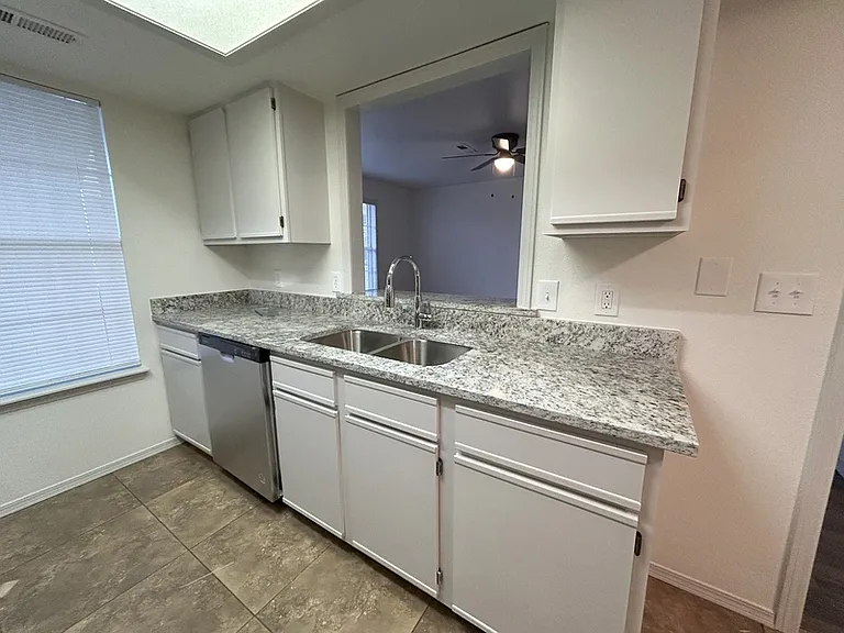 329 Berry St #103 — Photo 3