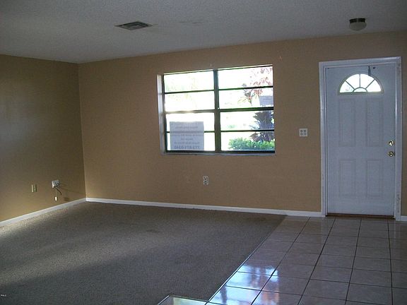 3rd image of 1549 SW Hutchins Street