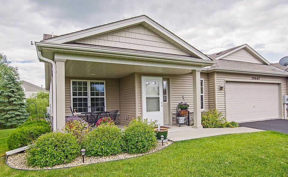 1st image of 20667 Everton Ct N