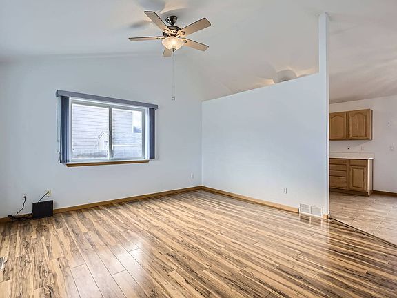 3rd image of 620 Cornerstone Dr