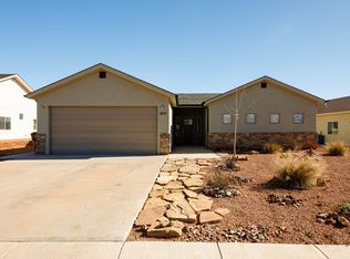 1603 S Creekside Dr W, Kanab, UT 84741