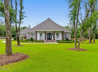 7808 Songbird Ln, Moss Pt, MS 39562