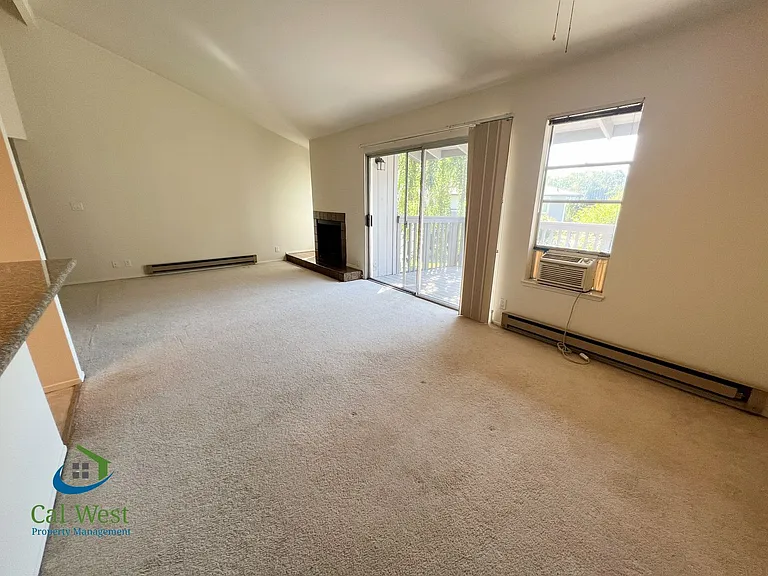 2212 Almaden Rd — Photo 8