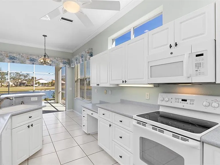 26040 Feathersound Dr — Photo 9