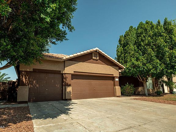 2nd image of 238 E Palomino Ct