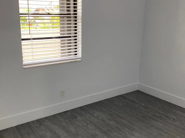 6132 Fairfield Cir #7 — Photo 6