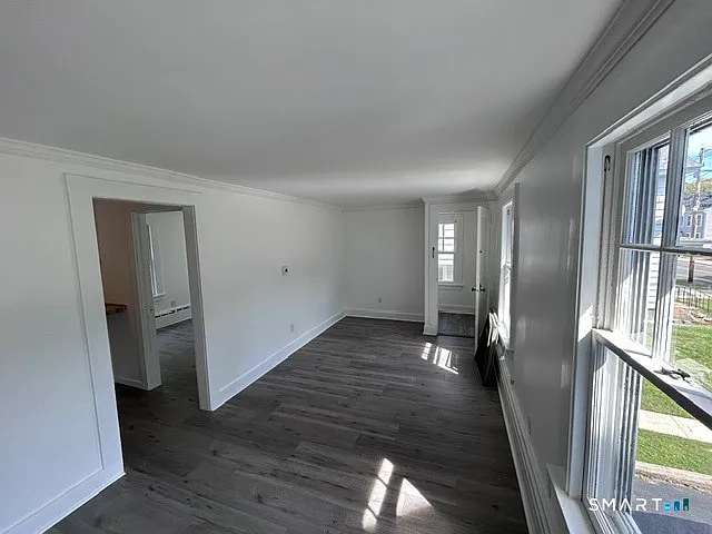 1 bed, 1.0 bath, 400 sqft, $1,800 — Photo 4
