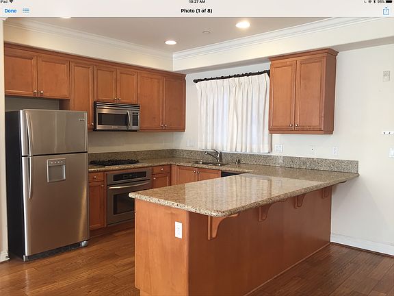 3rd image of 815 S Grand Ave Unit 4