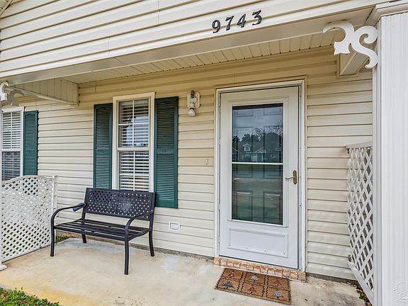 2nd image of 9743 Cobblebrook Dr