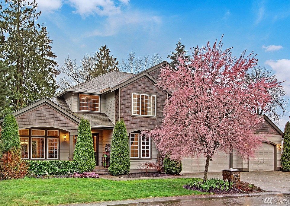 1st image of 8132 38th Pl SE