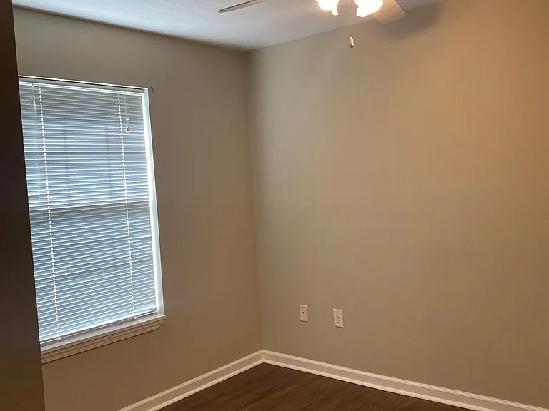 2704 Cypress St — Photo 8