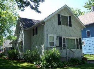 376 Wabash Ave, Elgin, IL 60123