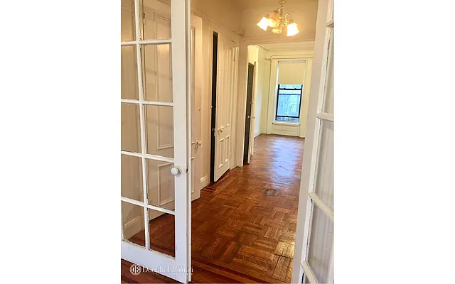 Rented by Douglas Elliman | media 17