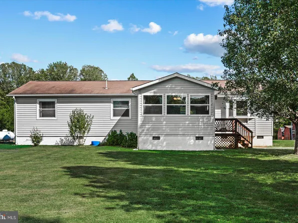 23165 Fork Bridge Rd, Milford, VA 22514